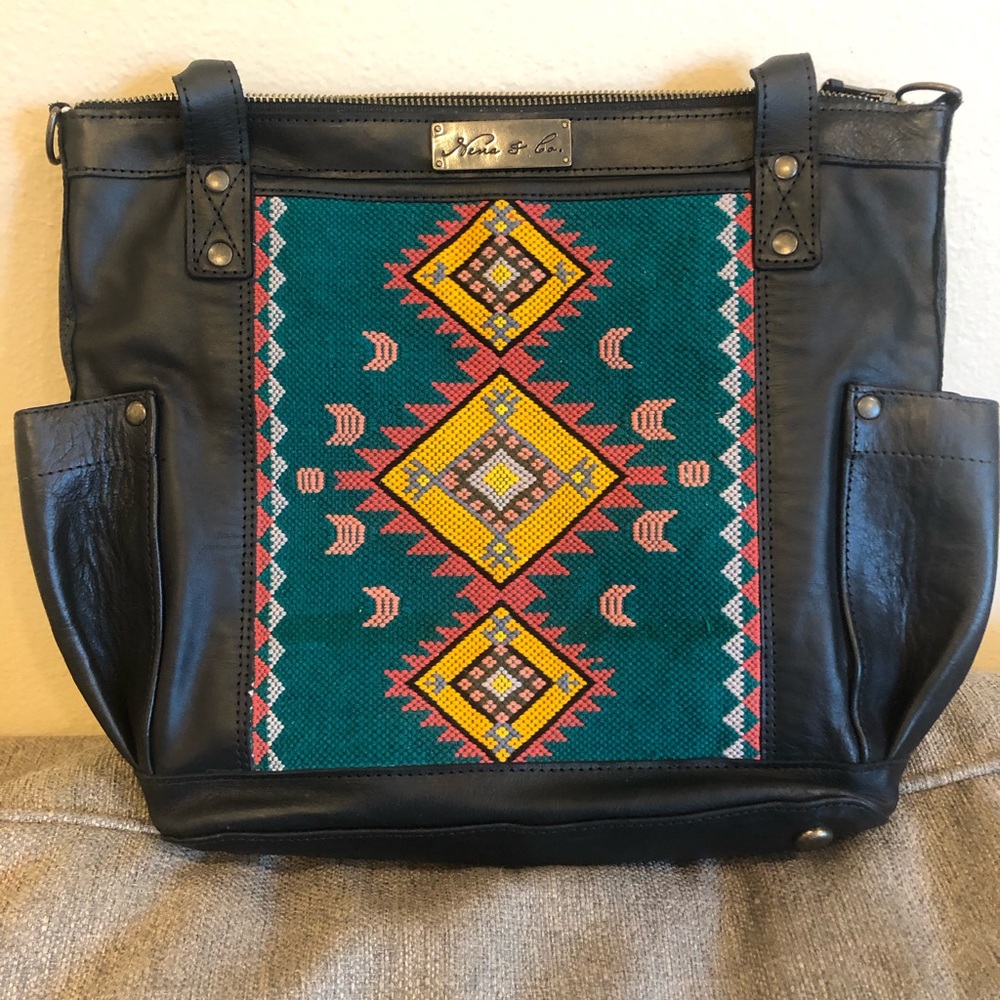 Nena & Co womanhood